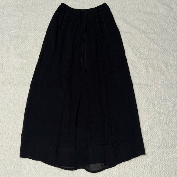 DKNY Elegant Black Maxi Skirt 100%Rayon - Picture 1 of 6